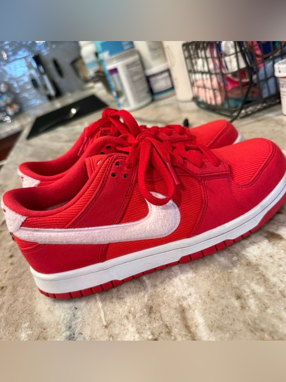 NIKE DUNK LOW VALENTINES DAY COLLECTION